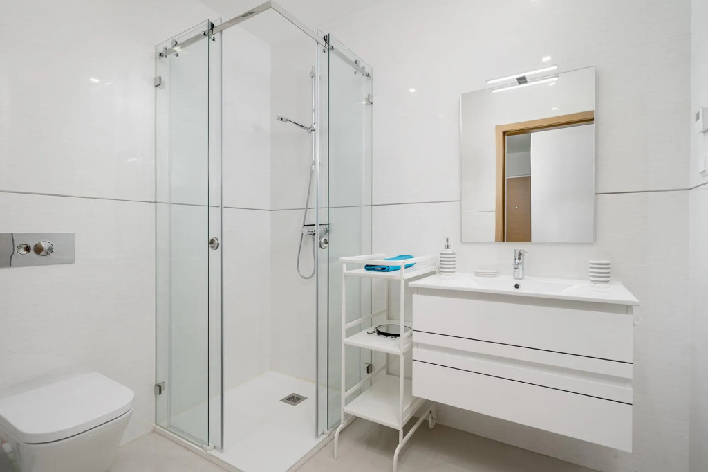 Luxury & Spacious Lagos Apartment by Ideal Homes