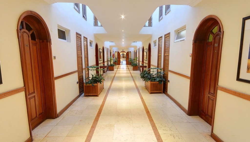Sovereign Hotel