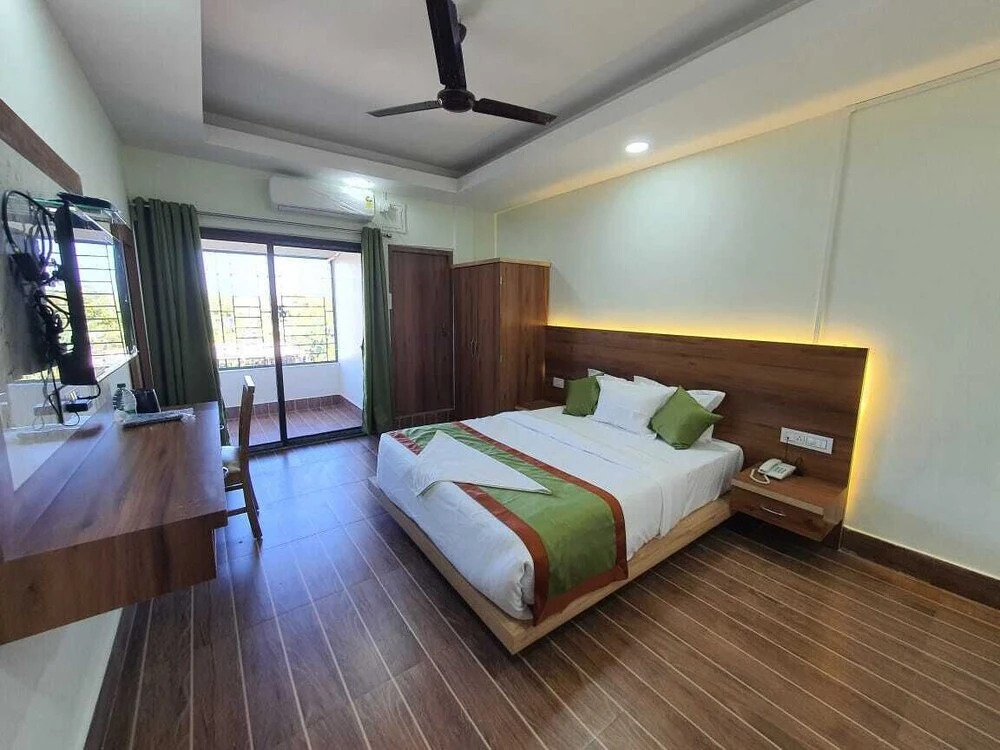 HOTEL DEO VOLENTE