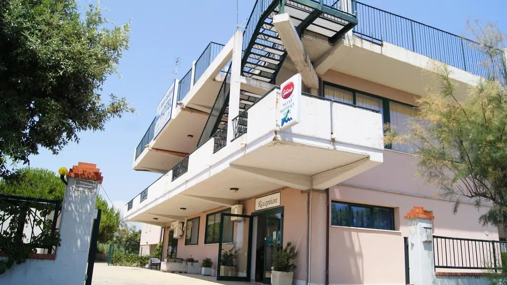 Polena Residence Hotel