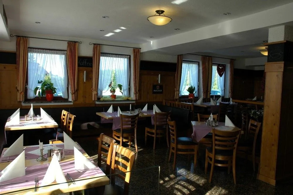 Hotel und Restaurant Nehrener Hof