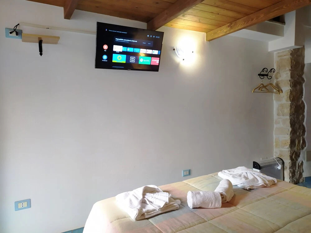 Double Room With Private Bathroom and Breakfast on Request