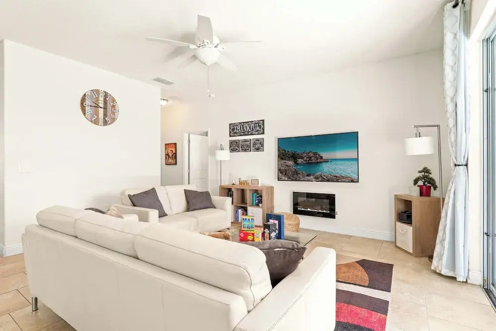 Solterra Bliss - Resort Stay for 13 w/ Pool, Hot Tub & Game Room