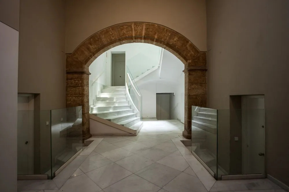 SingularStays Calatrava