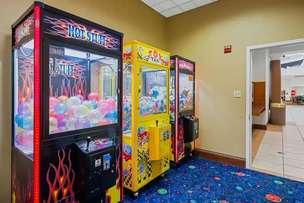 1BR Free Shuttle to Disney Parks