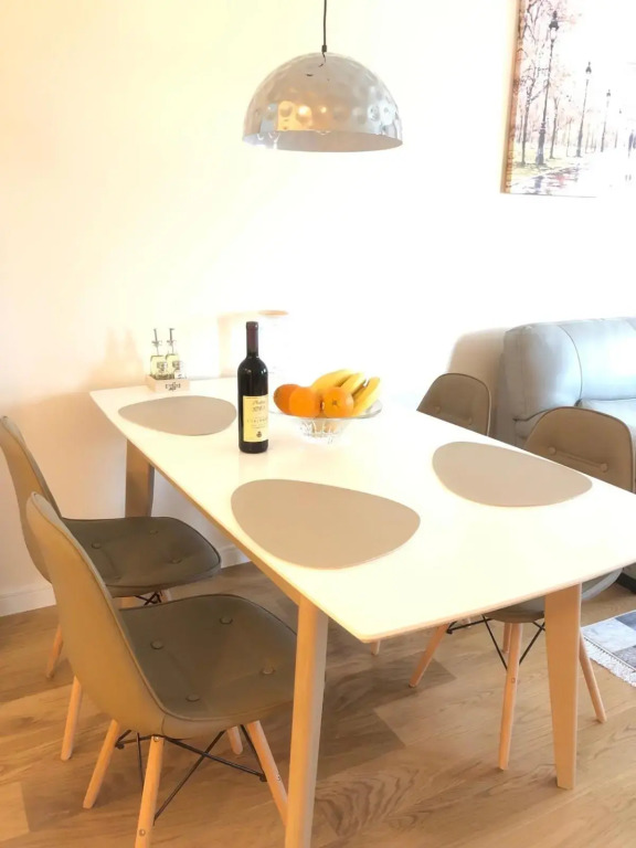 SunshineLiving, Bar