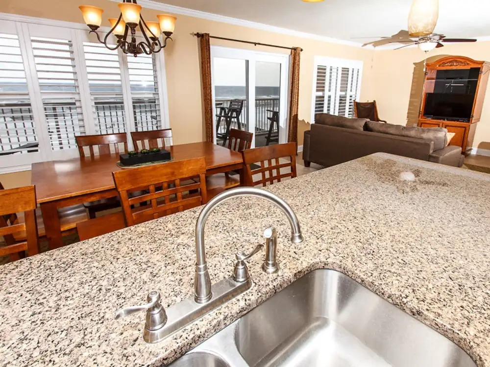 Islander by Brooks and Shorey Resorts