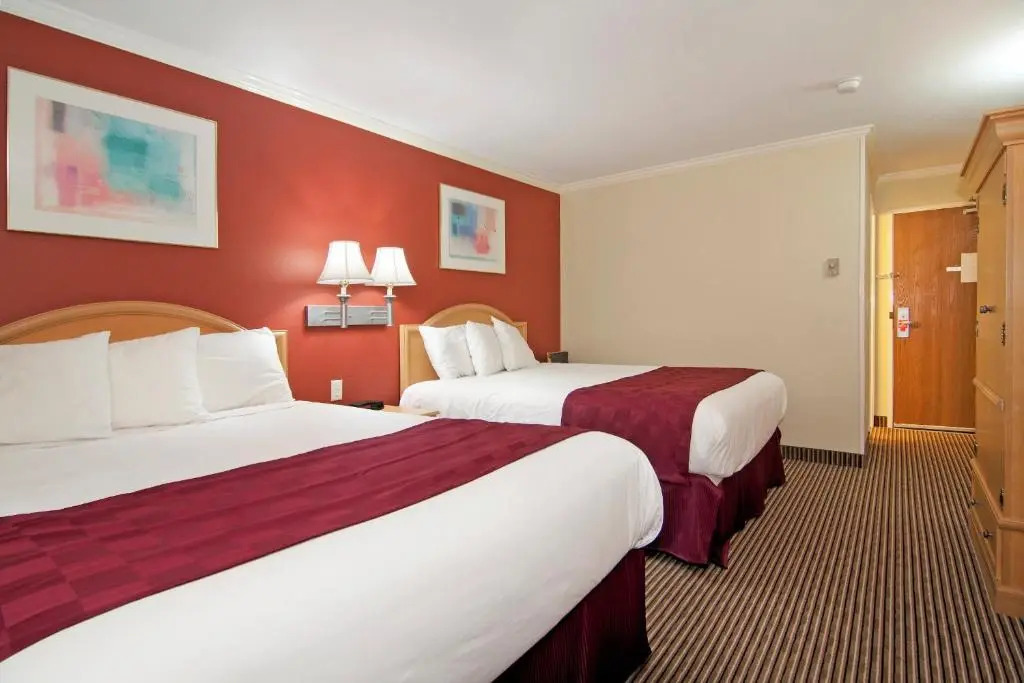 Valley Inn Shakopee