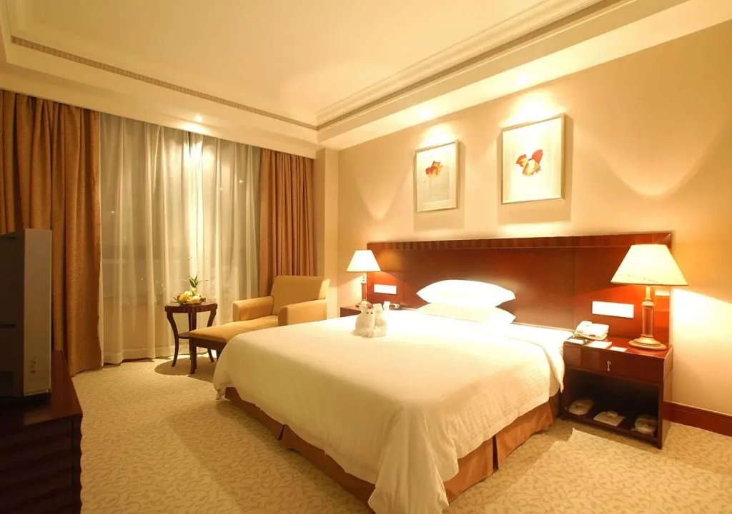 Отель Sanya Baohong