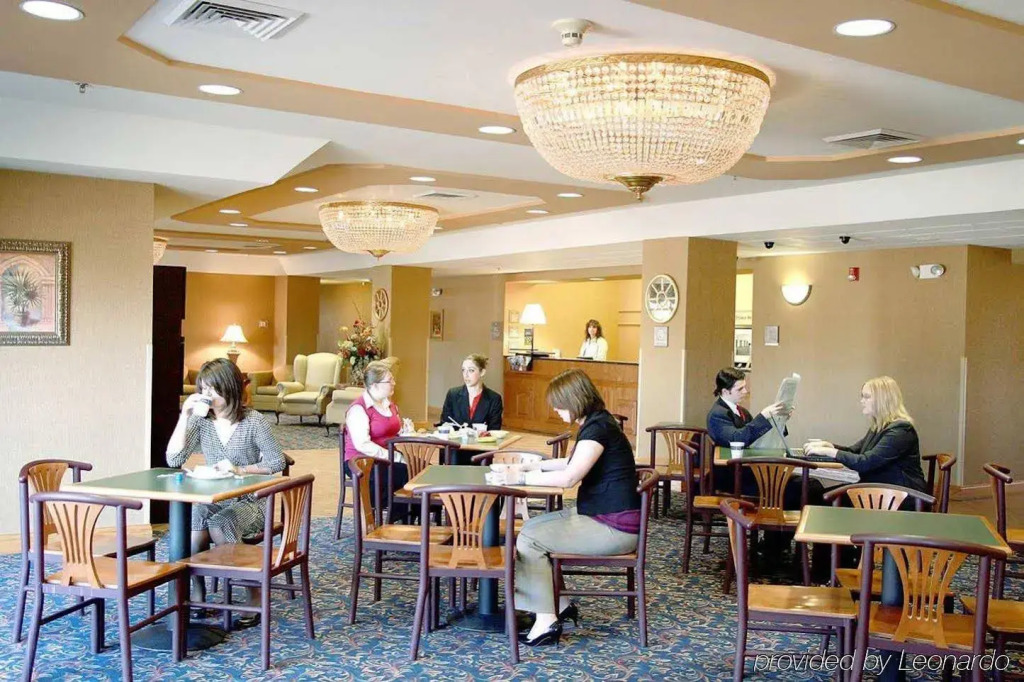Hampton Inn Hutchinson