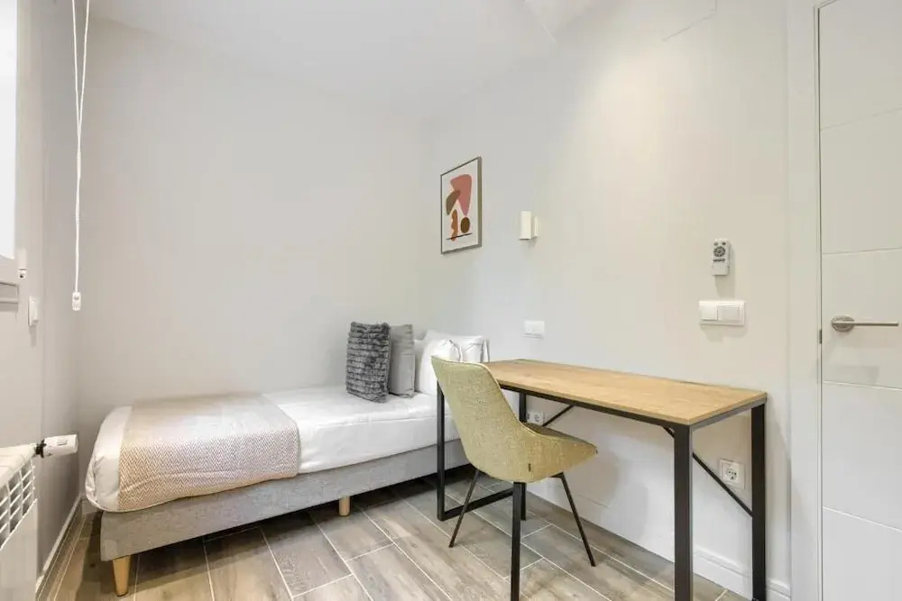 Dobo Madrid Pinar Aptos Temporales