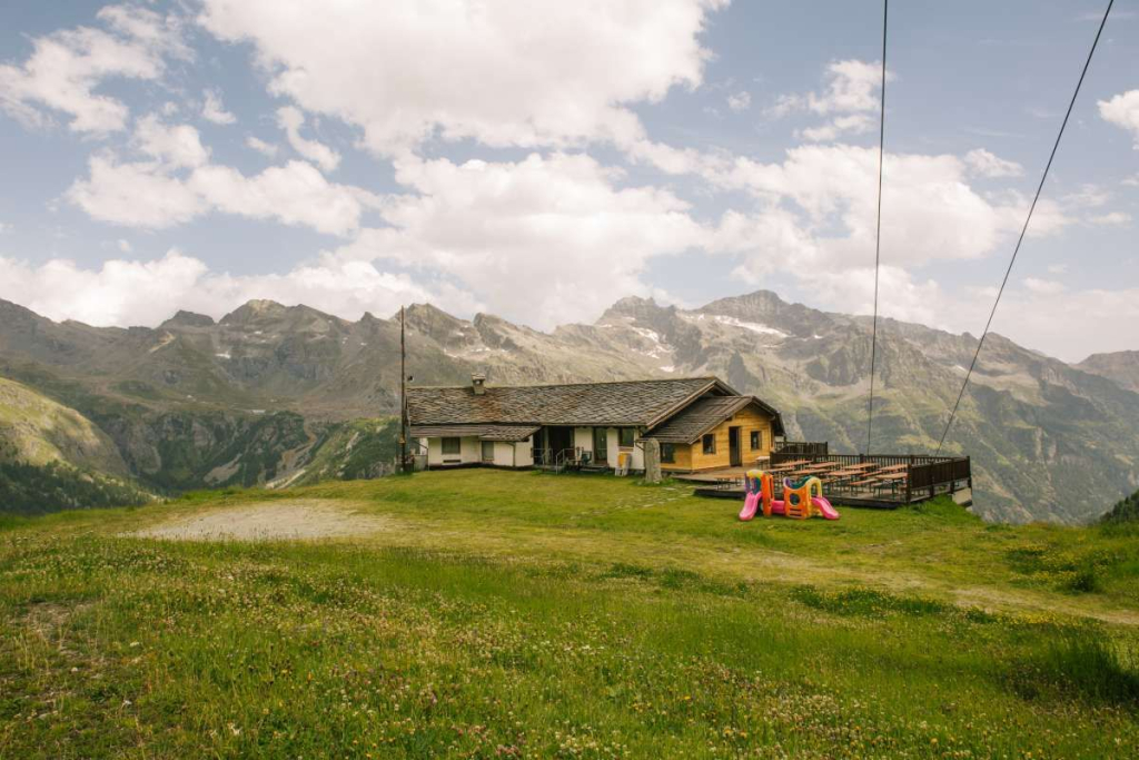 Albergo Ristoro Sitten - 2300 mt