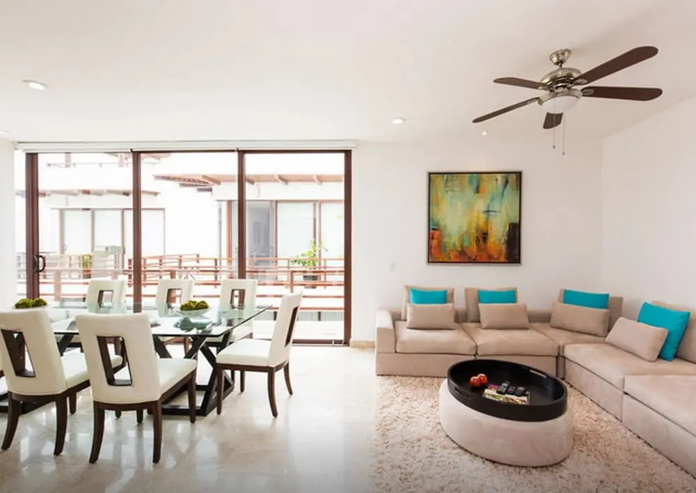 Radiant 2BR PH in private location by Happy Address