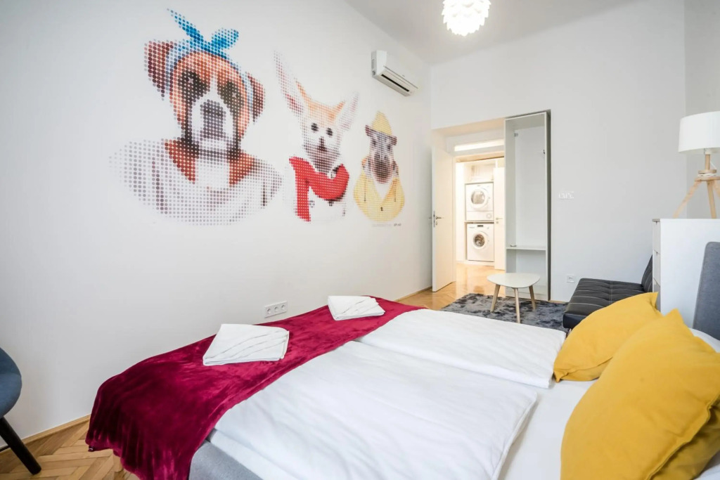 BpR Stylish VAGA BOND Apartment with AC