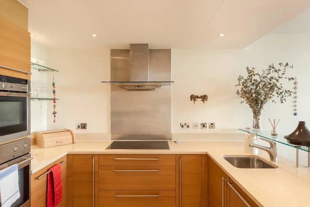 Gorgeous 2 Bed, with Balcony, Battersea