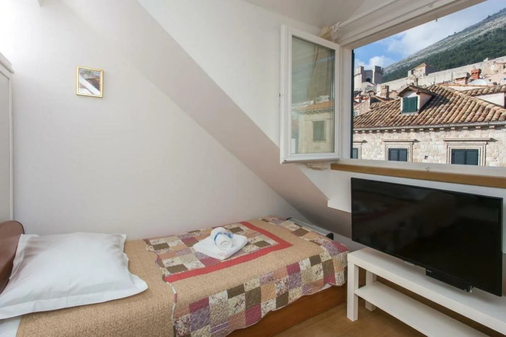 Lumin Guest House
