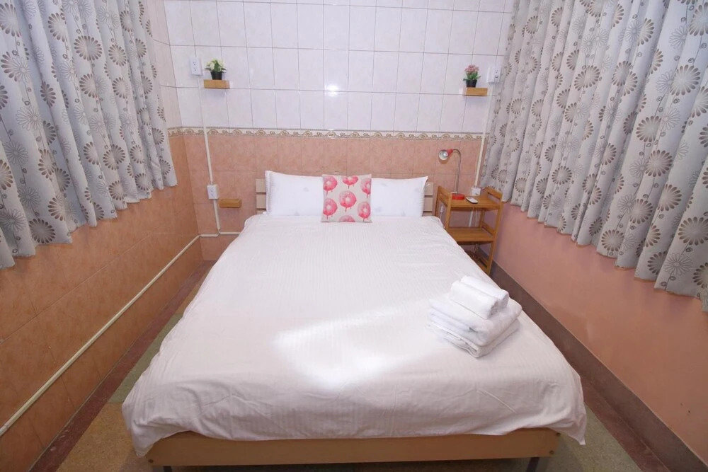 Good Man Hostel