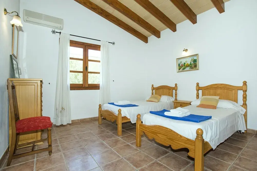 Owl Booking Villa Romeu - 10 Min Walk to the Old Town
