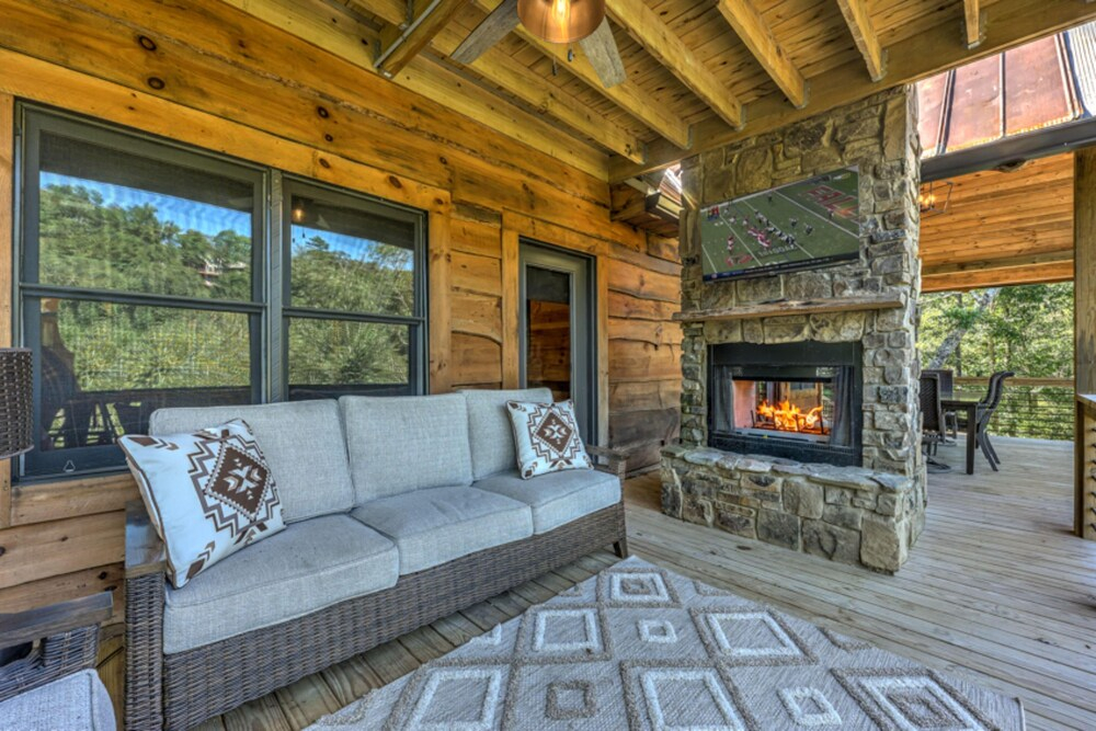 Trout House by Escape to Blue Ridge