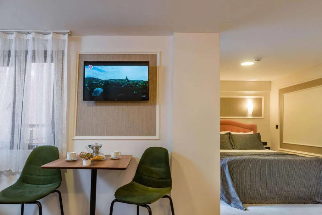 BLUE MARMARA SUITES