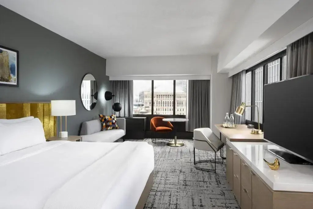 voco Chicago Downtown - Riverwalk by IHG