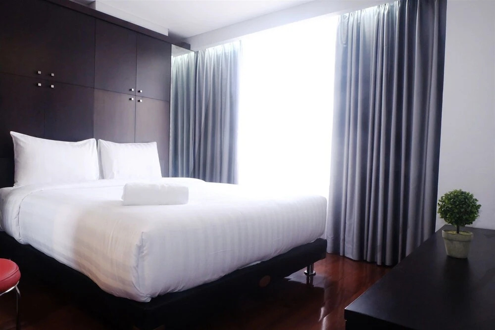 2BR Patria Park Apartment by Travelio