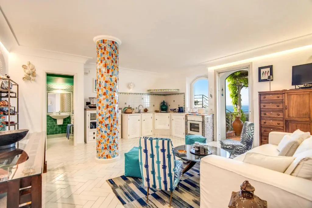 POSEA Collection - Villa Ponente