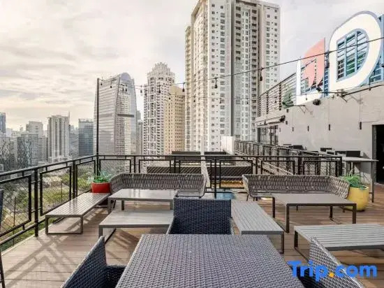 Cozy 1 Studio - The Residences BGC Taguig