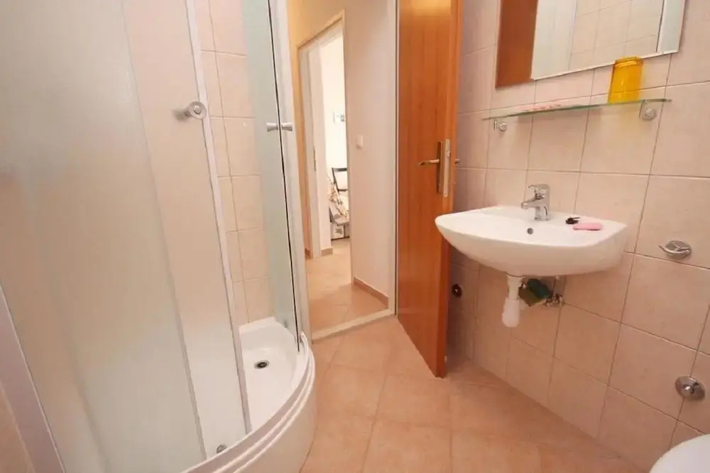 Brane - 100m From the Beach - A1 Ana