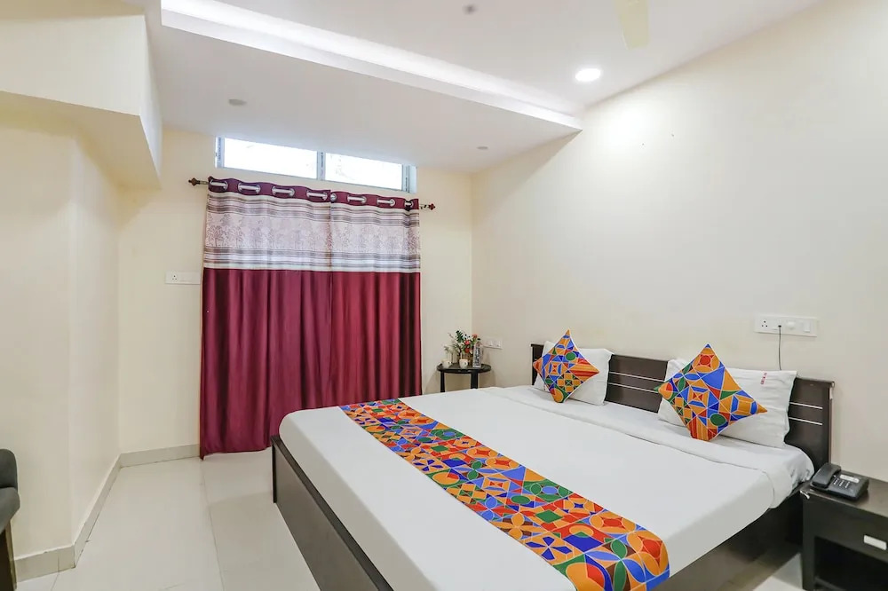 OYO Flagship 82896 Hotel Girija Inn