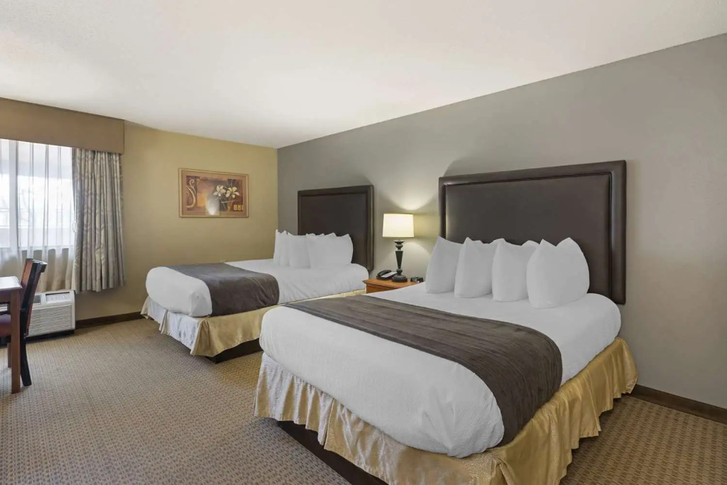 Quality Inn & Suites Historic St. Charles