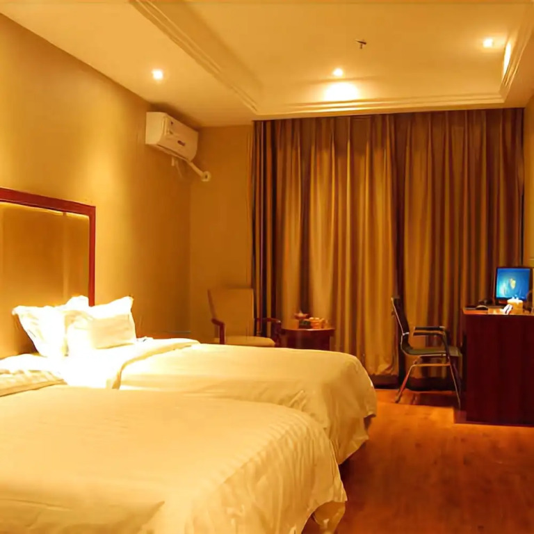 Tianhe Business Hotel