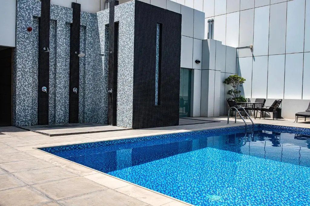 Radiant Studio at Giovanni Boutique Suites DSC by Deluxe Holiday Homes