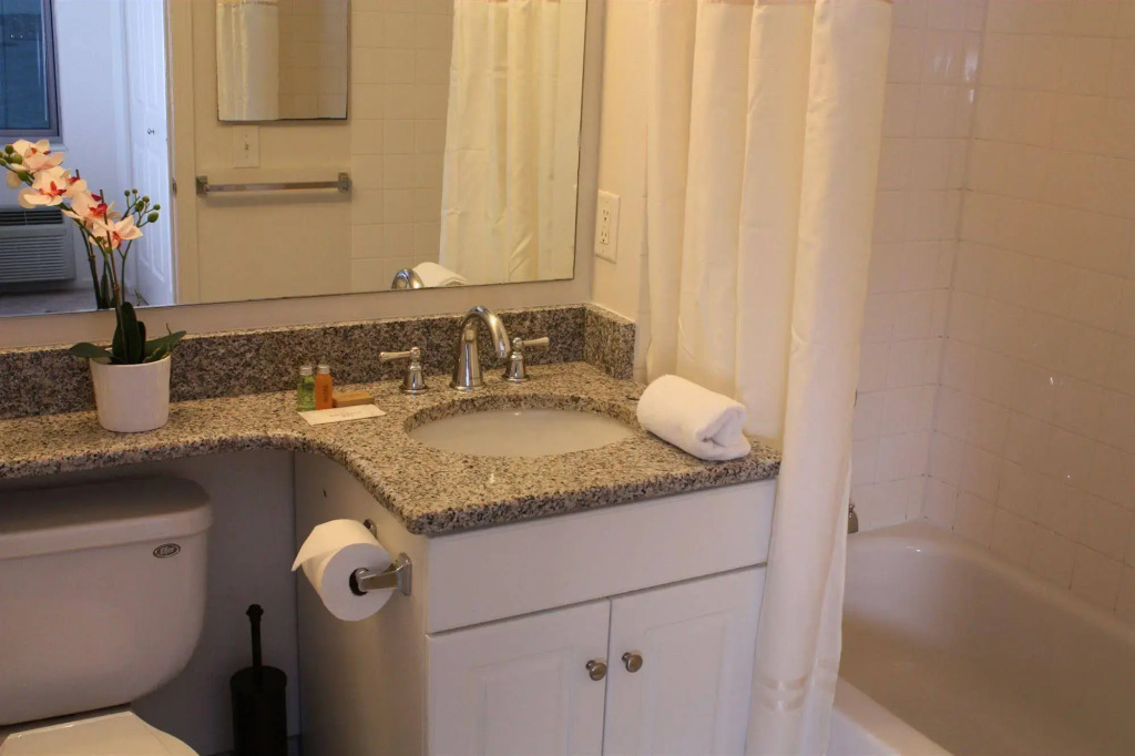 Dharma Home Suites JC at Downtown