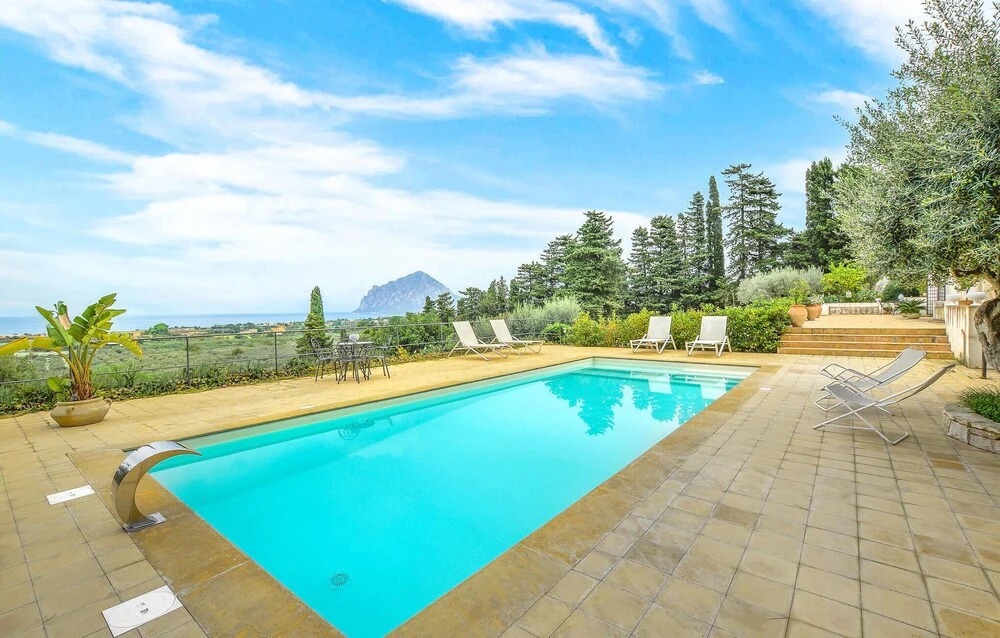 Nice Home in S. Andrea Valderice With 3 Bedrooms, Private Swimming Pool and Outdoor Swimming Pool