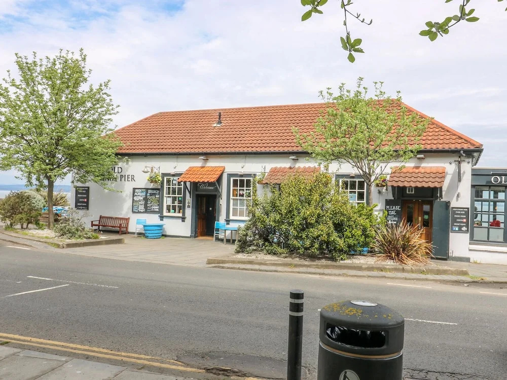 29 Trinity Crescent