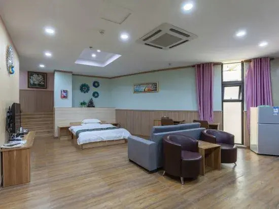 Yantai Venice Fashion Theme Hotel