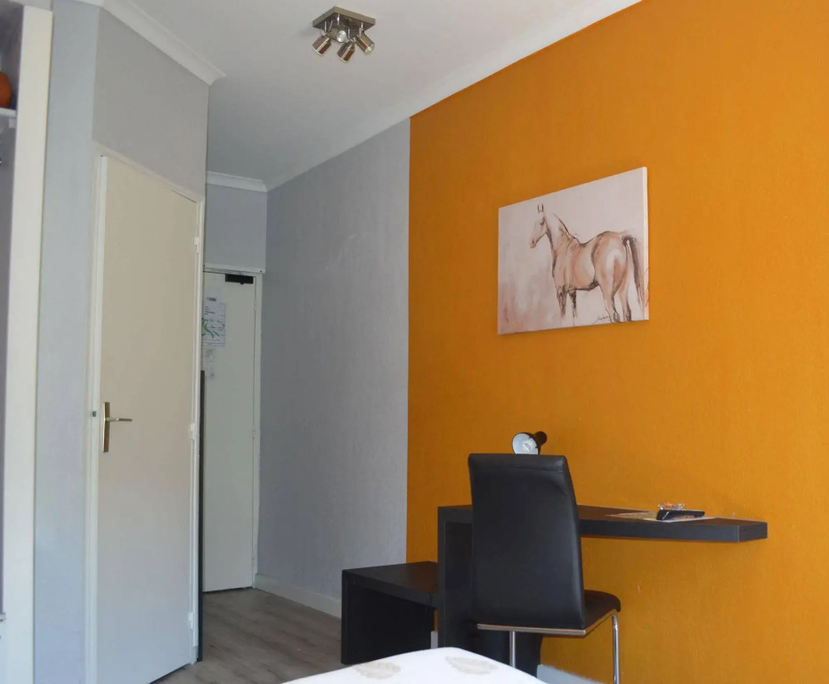 Hotel Martinez Grenay