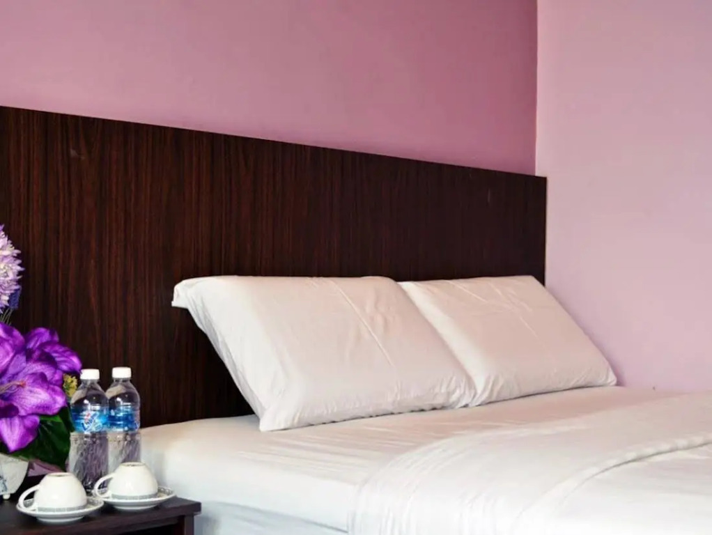 Sentimental Hotel