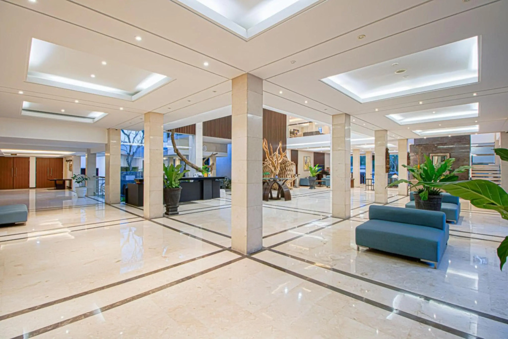 Grand Arjuna Hotel