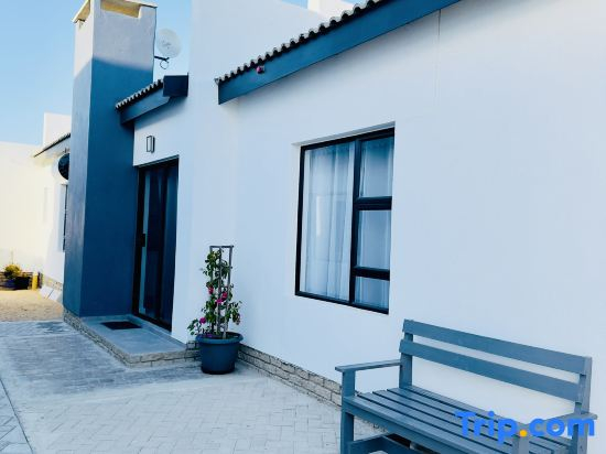 InWeFT Coastal Homes | 858 Luxury Flat B