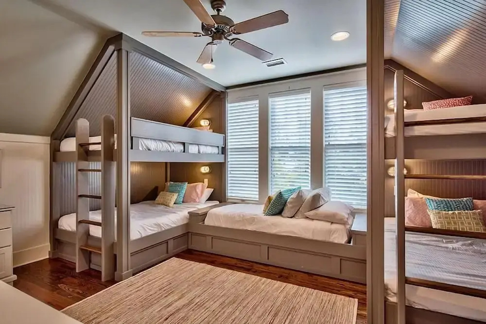 Ocean 52 3 Bedroom Holiday Home by Five Star Properties