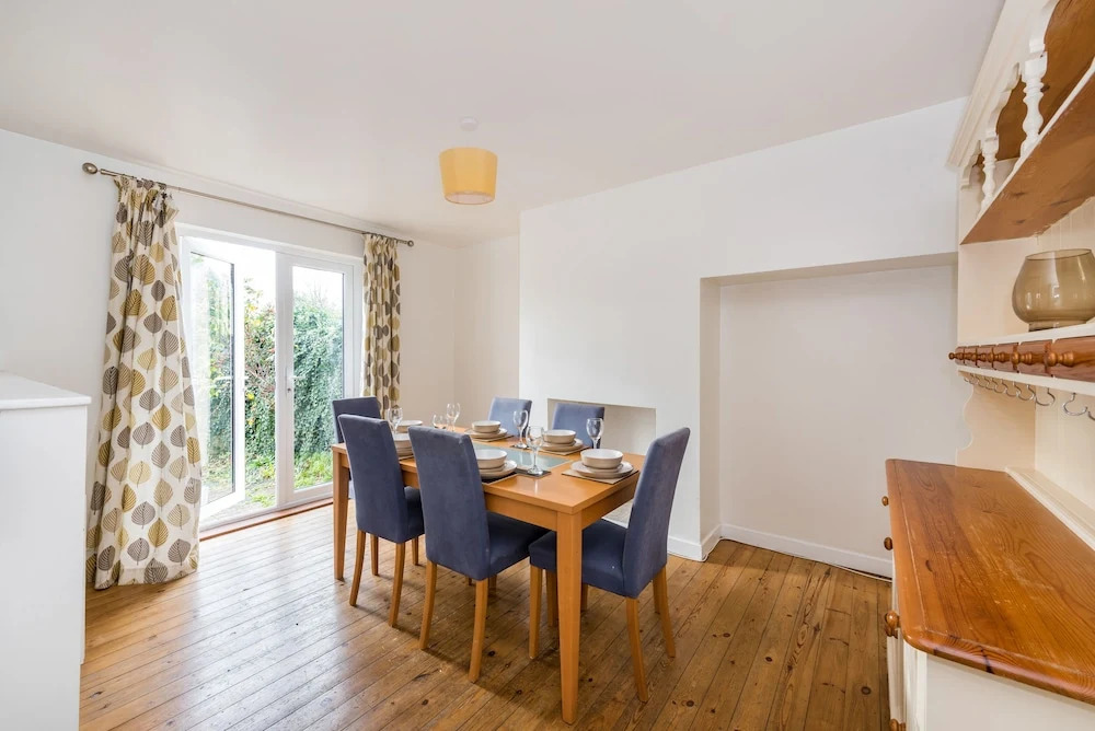 Sanger Lodge 3-Bedroom House