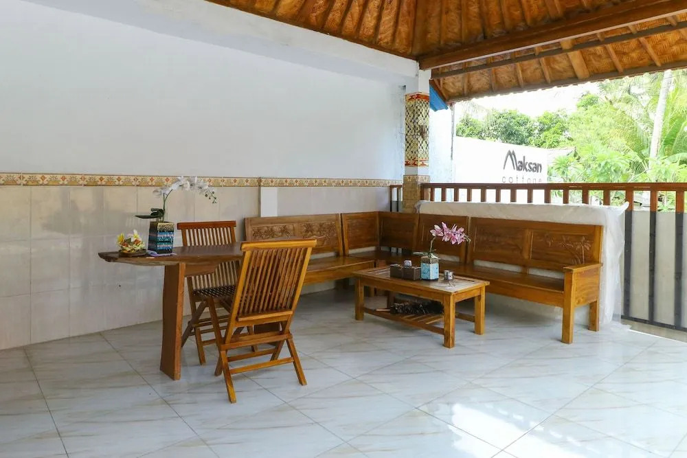Maksan Cottage