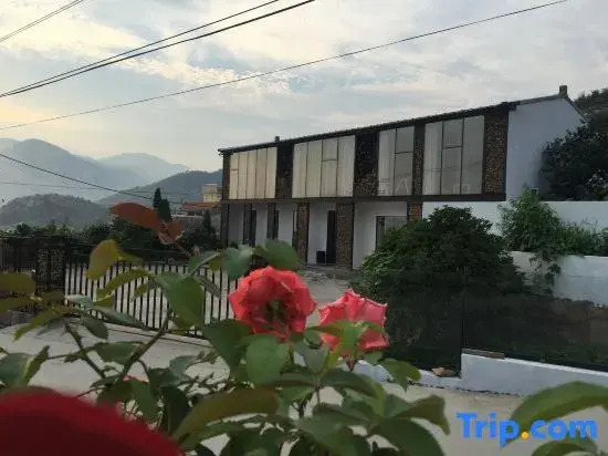 Wuliangtang Healing Art Homestay (Laoshan Scenic Spot)