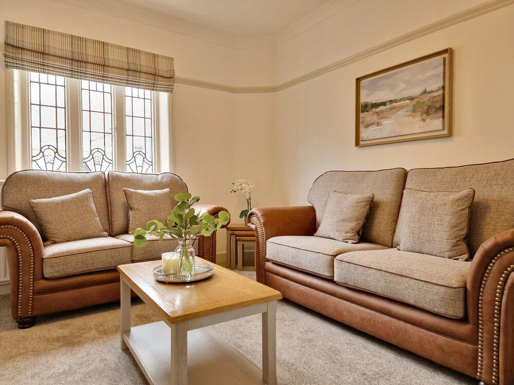 Dysa South Clifton House