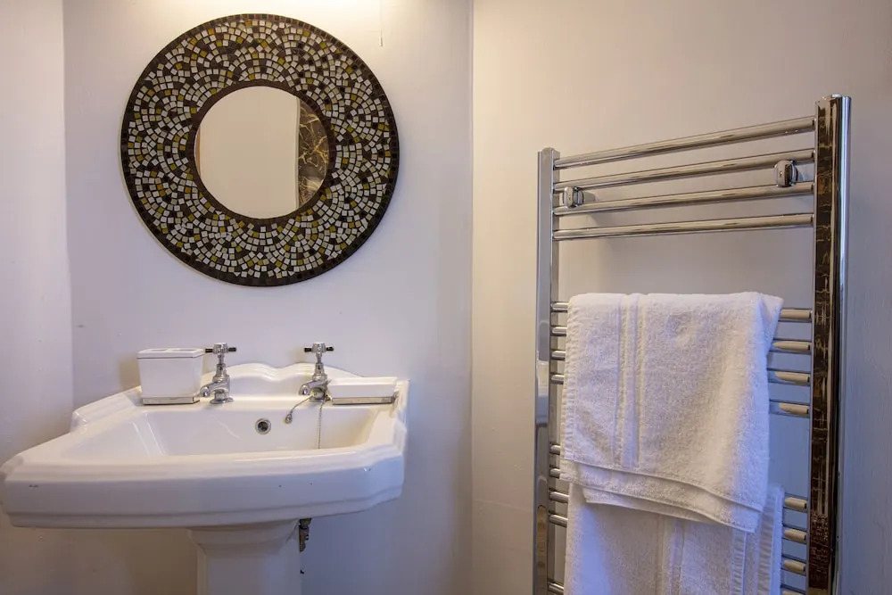 Newton Manor House - Luxury Retreat Sleeps 13