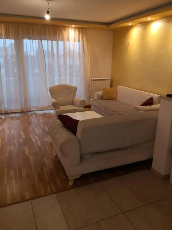 3 A LUX Apartment