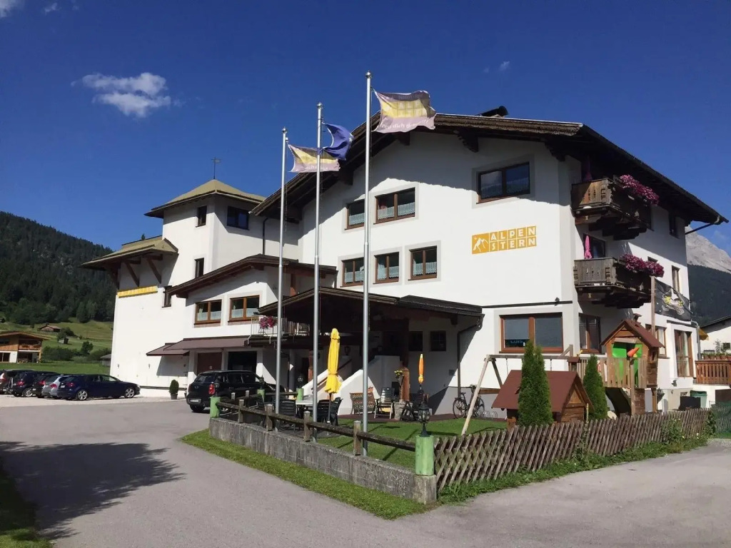 Alpenstern rooms & suites