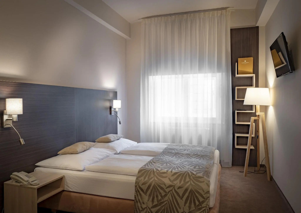 Pytloun Kampa Garden Hotel Prague